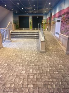 Cobbled Halbmond carpet installed in Cedar Court lobby area